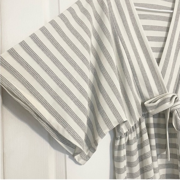 CLUB MONCAO JADYN KIMONO TOP BLOUSE BOW STRIPE CREAM IVORY OFF-WHITE BLACK XS - Picture 4 of 9